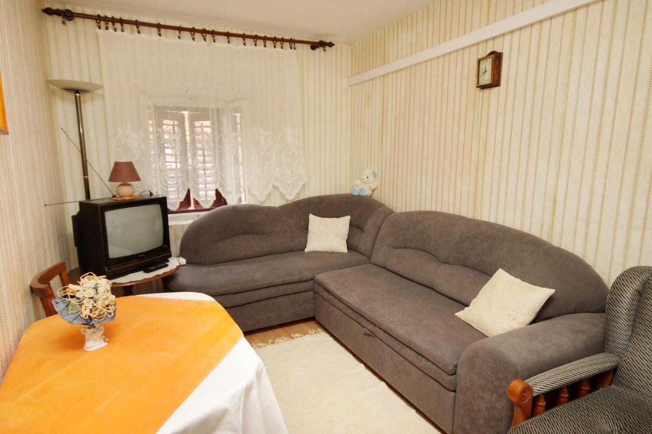 Apartments By The Sea Pucisca, Brac - 770 Dış mekan fotoğraf